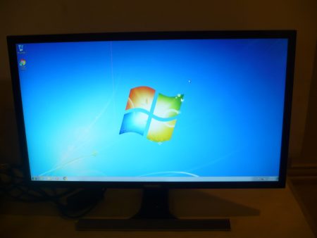 USED SAMSUNG U28E590D Computer Monitor Grade C Online