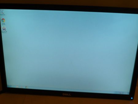 USED DELL P2210T Computer Monitor GRADE C, LIGHT USE, WITH STAND Hot on Sale